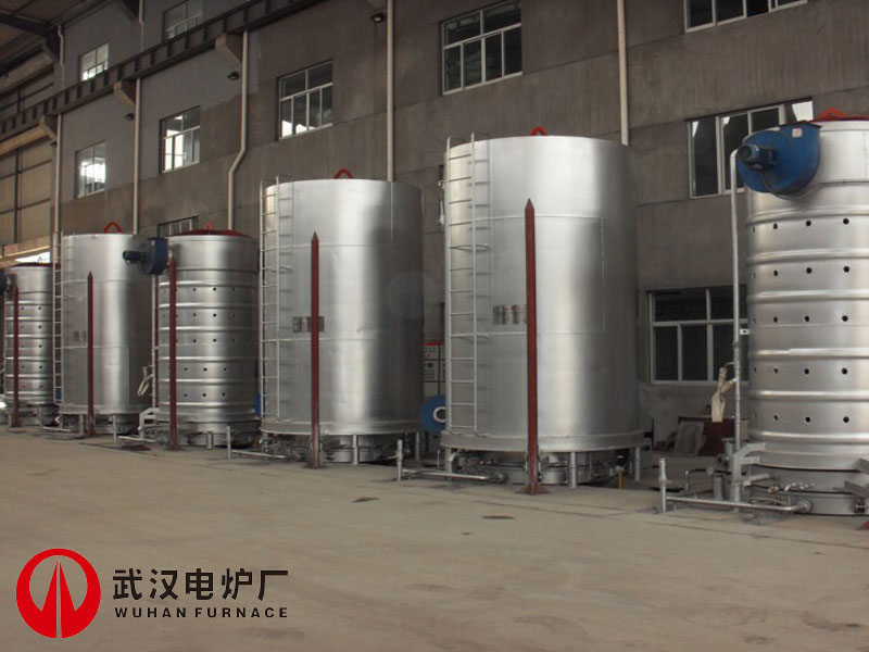 电炉施工现场